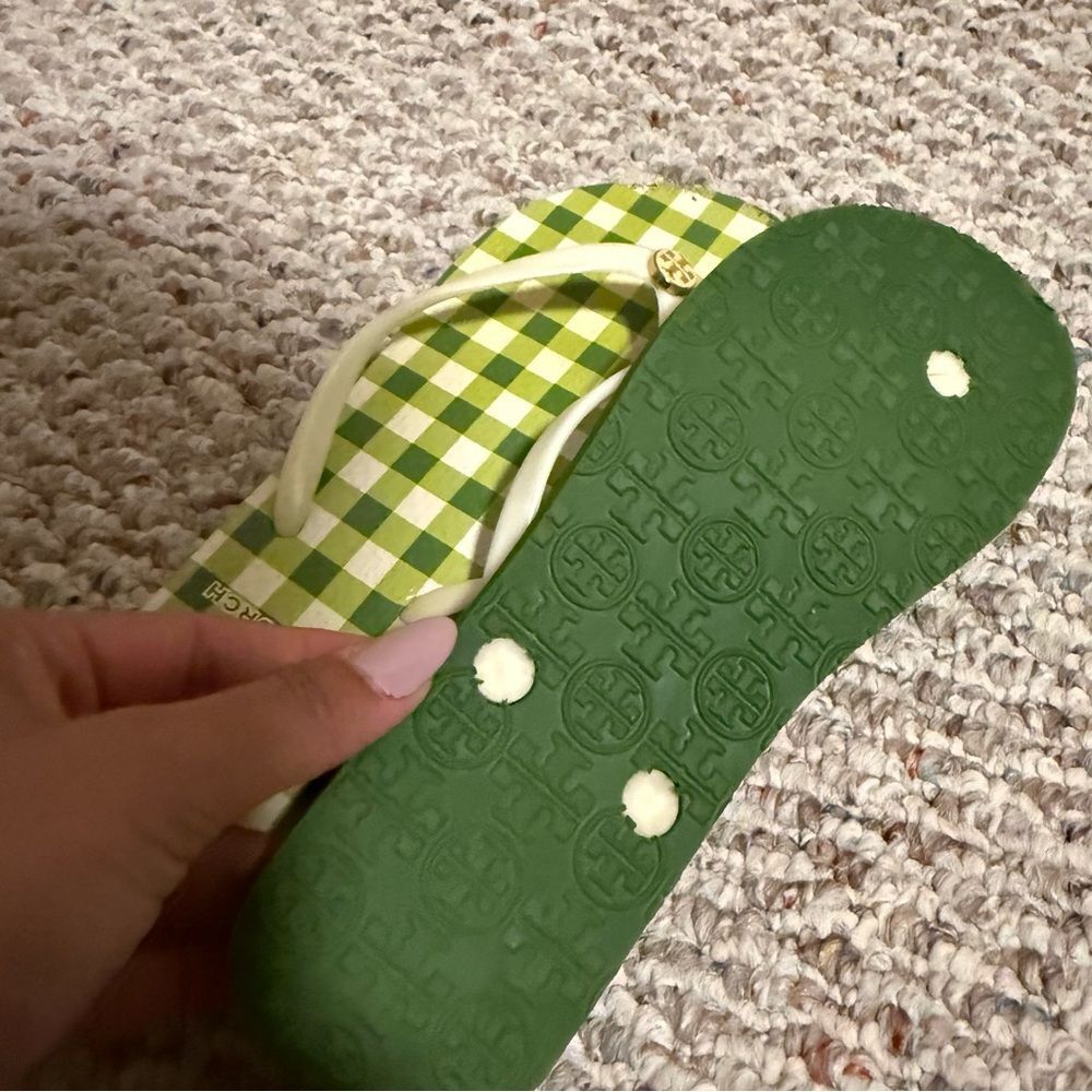 Tory Burch Flip Flop Slip Strap Green Plaid Checkered Sandals- Size 8 - Picture 6 of 8